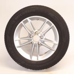 Wheel Package de invierno de aleación de 16 pulgadas con neumáticos Michelin para Clase A 177, CLA 118 y otros, original Mercedes-Benz
