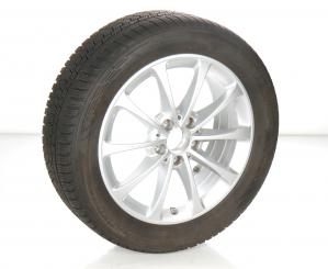 Wheel Package de invierno de aleación de 17 pulgadas con neumáticos Michelin para Clase GLA H247, Clase GLB X247, original Mercedes-Benz