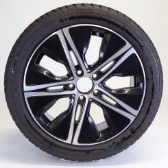 Wheel Package de invierno de aleación de 18 pulgadas con neumáticos Bridgestone para Clase B 247, CLA 118 y otros, original Mercedes-Benz