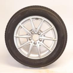 Wheel Package de invierno de aleación de 16 pulgadas con neumáticos Hankook para Clase A 177, CLA 118 y otros, original Mercedes-Benz