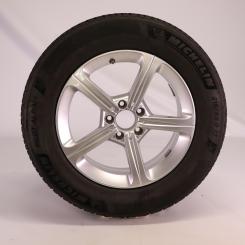 Wheel Package de invierno de aleación de 17 pulgadas con neumáticos Michelin para Clase GLA H247, Clase GLB X247, original Mercedes-Benz