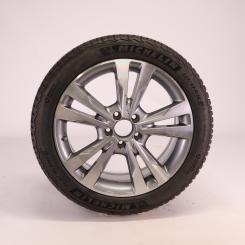 Wheel Package de invierno de aleación de 18 pulgadas con neumáticos Michelin para Clase C 205, original Mercedes-Benz