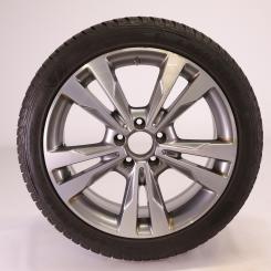Wheel Package de invierno de aleación de 18 pulgadas con neumáticos Goodyear para Clase C 205, original Mercedes-Benz