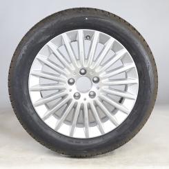 Wheel Package de invierno de aleación de 17 pulgadas con neumáticos Goodyear para Clase C 205, original Mercedes-Benz