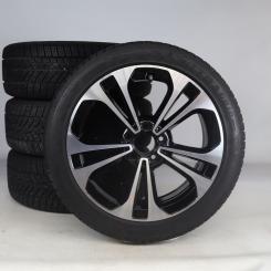 Juego completo de ruedas de invierno de aleación de 19 pulgadas con neumáticos Pirelli para Clase C 205, original Mercedes-AMG
