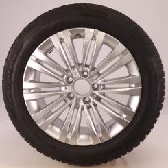 Wheel Package de invierno de aleación de 17 pulgadas con neumáticos Pirelli para Clase C 206, original Mercedes-Benz
