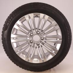 Wheel Package de invierno de aleación de 17 pulgadas con neumáticos Pirelli para Clase C 206, original Mercedes-Benz