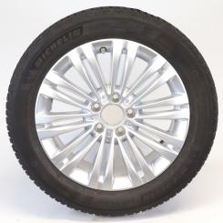 Wheel Package de invierno de aleación de 17 pulgadas con neumáticos Michelin para Clase C 206, original Mercedes-Benz