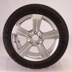Wheel Package de invierno de aleación de 17 pulgadas con neumáticos Michelin para Clase C 206, original Mercedes-Benz