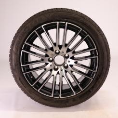 Wheel Package de invierno de aleación de 18 pulgadas con neumáticos Goodyear para Clase C 206, original Mercedes-Benz