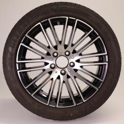 Wheel Package de invierno de aleación de 18 pulgadas con neumáticos Goodyear para Clase C 206, original Mercedes-Benz