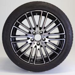 Wheel Package de invierno de aleación de 18 pulgadas con neumáticos Goodyear para Clase C 206, original Mercedes-Benz