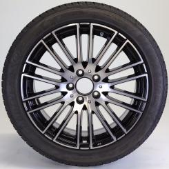 Wheel Package de invierno de aleación de 18 pulgadas con neumáticos Goodyear para Clase C 206, original Mercedes-Benz
