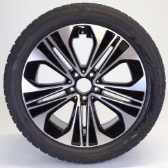 Wheel Package de invierno de aleación de 19 pulgadas con neumáticos Pirelli para Clase E 214, original Mercedes-Benz