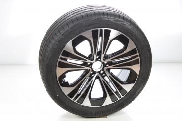 Wheel Package de invierno de aleación de 19 pulgadas con neumáticos Pirelli para Clase E 214, original Mercedes-Benz