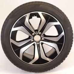 Wheel Package de invierno de aleación de 19 pulgadas con neumáticos Pirelli para Clase E 214, original Mercedes-Benz