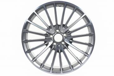 Llanta de aluminio AMG multirradio 