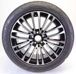 Wheel Package de verano de aleación de 19 pulgadas con neumáticos Pirelli para Clase S 223, Mercedes-Maybach Z223, original Mercedes-Benz