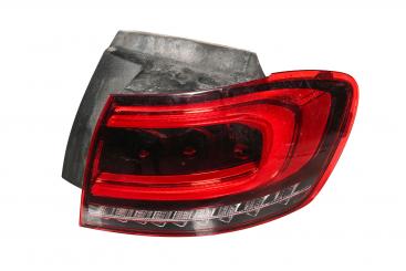 Luz trasera derecha LED 