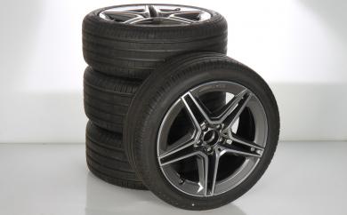 Juego completo de ruedas de verano de aleación de 19 pulgadas con neumáticos Pirelli para CLS 257, original Mercedes-AMG