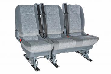 Asiento de tres plazas, confort en la parte trasera/1. a/2. 