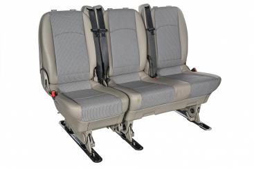 Asiento de tres plazas, confort en la parte trasera/1. a/2. 