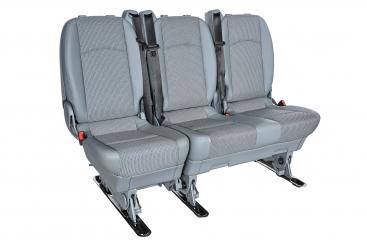 Asiento de tres plazas, confort para las plazas traseras/2 a 