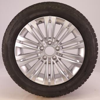 Wheel Package de invierno de aleación de 17 pulgadas con neumáticos Pirelli para Clase C 206, original Mercedes-Benz