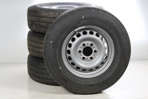 Juego completo de ruedas de verano de acero de 16 pulgadas con neumáticos Continental para Sprinter VS30 Hinterradantrieb 907, original Mercedes-Benz